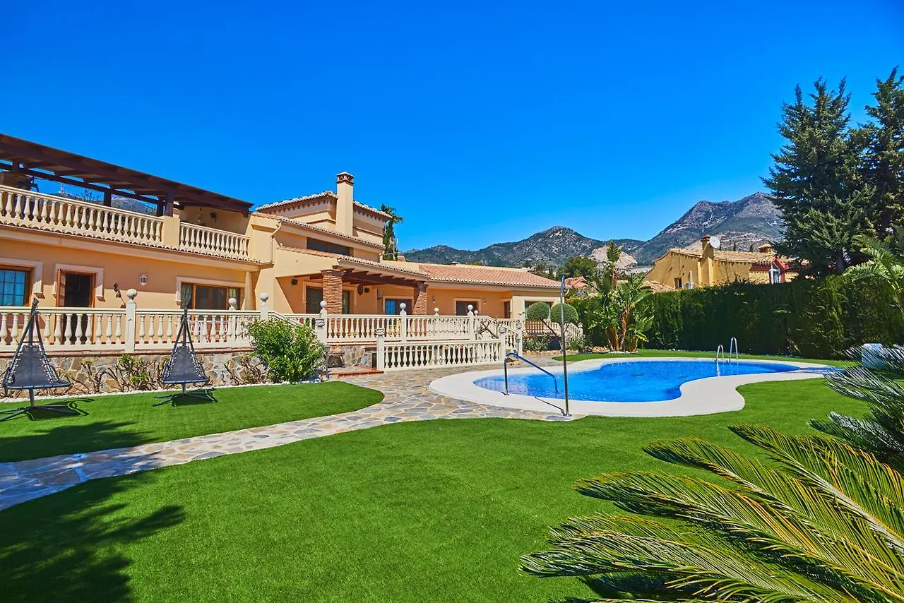Villa La Hacienda Benalmádena Tatil Evi